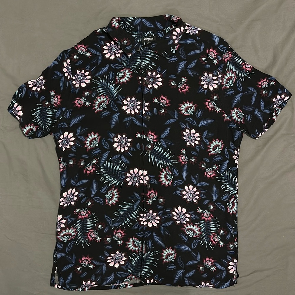 Express Floral Button Down Short Sleeve Shirt